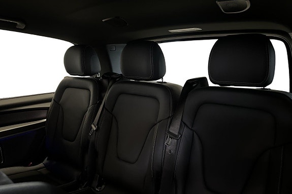 Mercedes-Benz V300 d 12 of 22