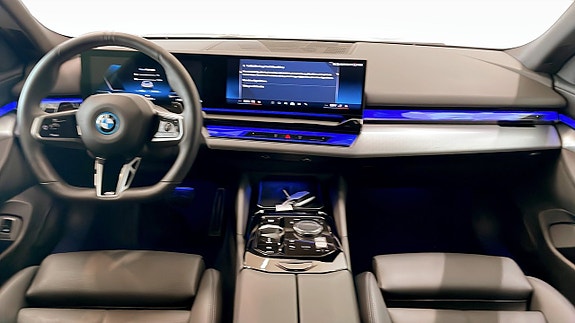 BMW 530e 4 of 9
