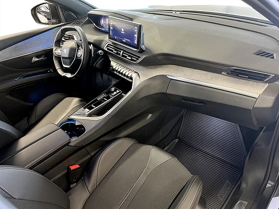 Peugeot 5008 14 of 18