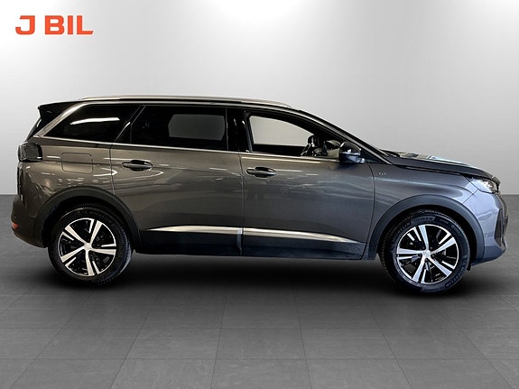 Peugeot 5008 16 of 18