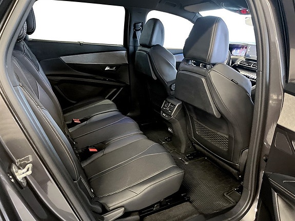 Peugeot 5008 15 of 18