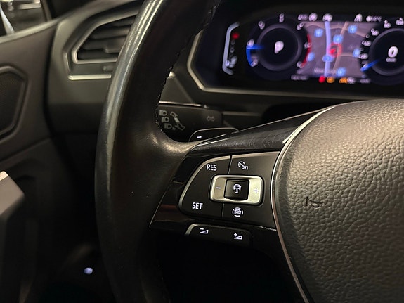 Volkswagen Tiguan 15 of 26