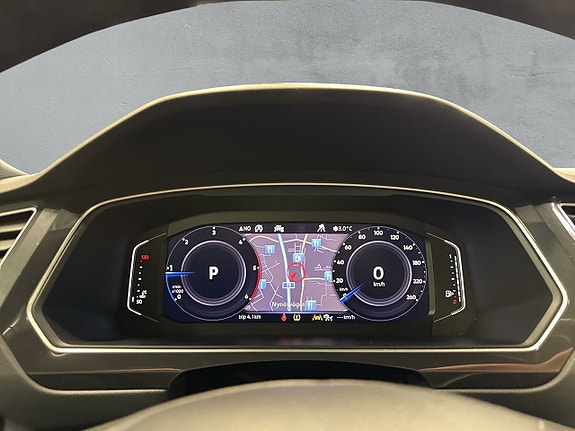 Volkswagen Tiguan 14 of 26