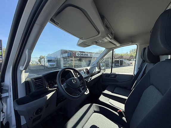 Volkswagen Crafter 11 of 12