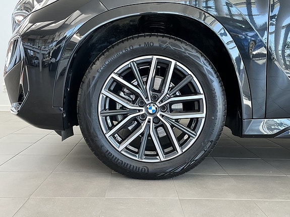BMW X1 4 of 14