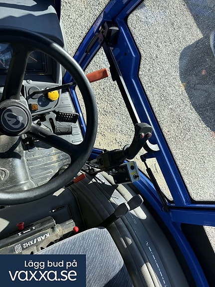 Iseki TH 4365 med Borste