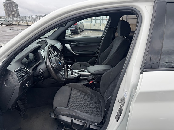 BMW 118i 5 of 5