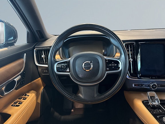 Volvo V90 9 of 18