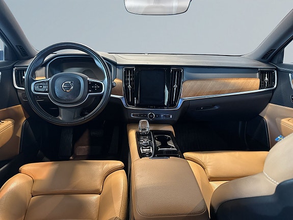 Volvo V90 8 of 18