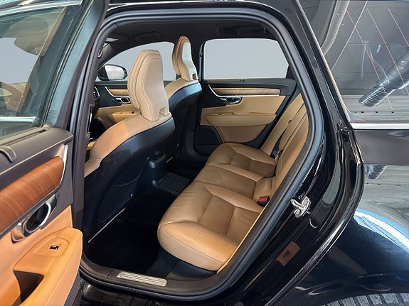 Volvo V90 13 of 18