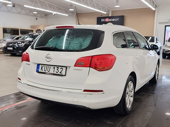 Opel Astra 14 of 21