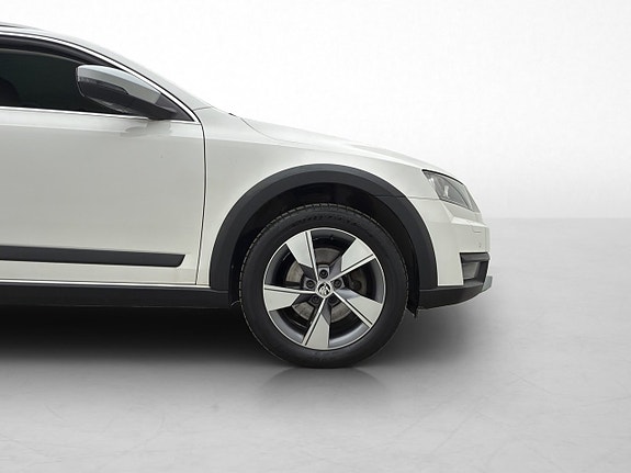 Skoda Octavia Scout 30 of 30