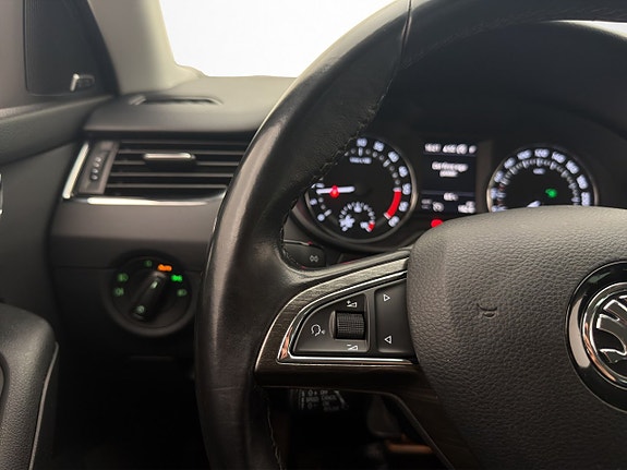 Skoda Octavia Scout 11 of 30