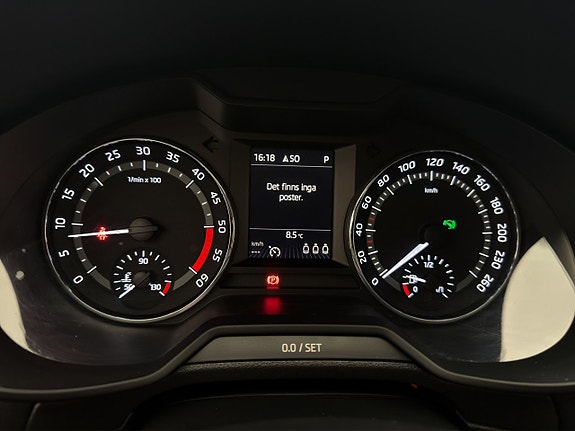 Skoda Octavia Scout 12 of 30