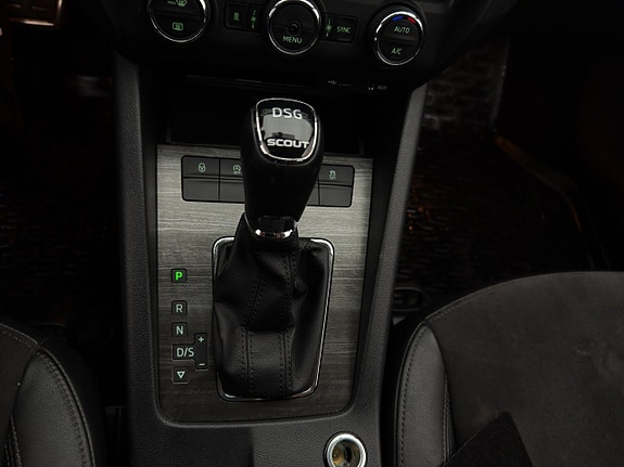 Skoda Octavia Scout 20 of 30