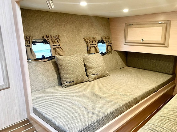 WESTLINE 365 Sport Coupé-2018 - 215 timmar - 3 cabiner 8 of 12