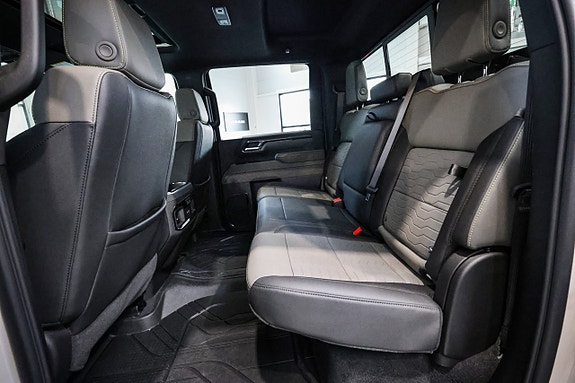 Chevrolet Silverado 2500 20 of 30