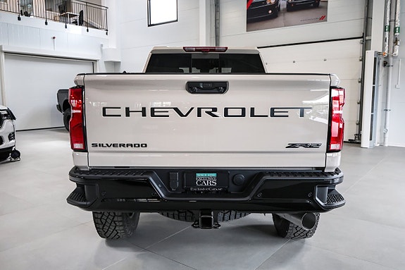 Chevrolet Silverado 2500 6 of 30