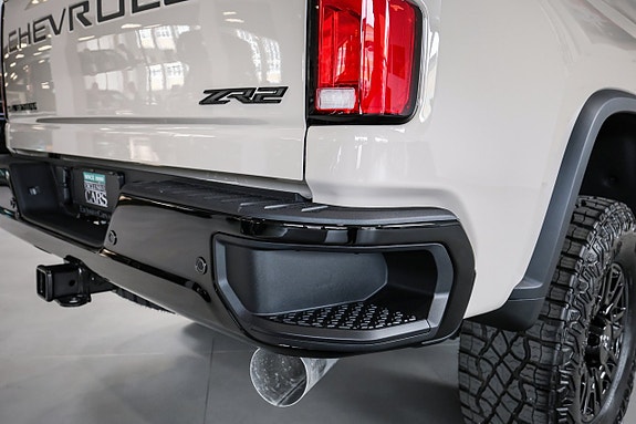 Chevrolet Silverado 2500 8 of 30