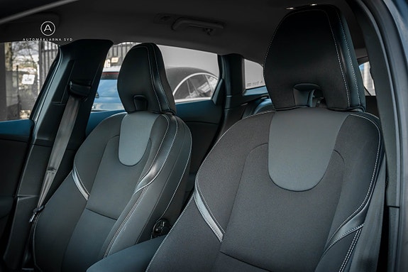 Volvo V40 11 of 21