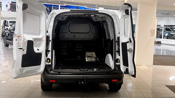 Ford Courier 7 of 11