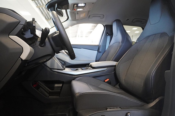 Ford Explorer 8 of 18