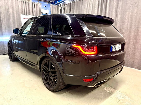 Land Rover Range Rover Sport 6 of 10