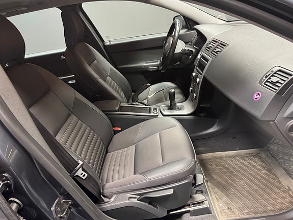 Volvo V50 6 of 9