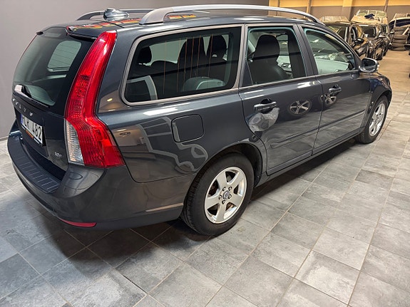 Volvo V50 5 of 9