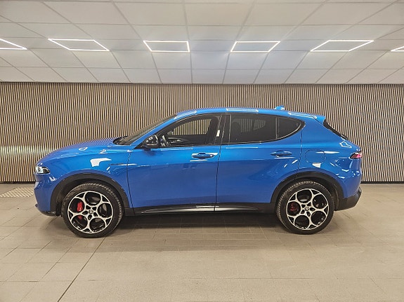 Alfa Romeo Tonale 3 of 11