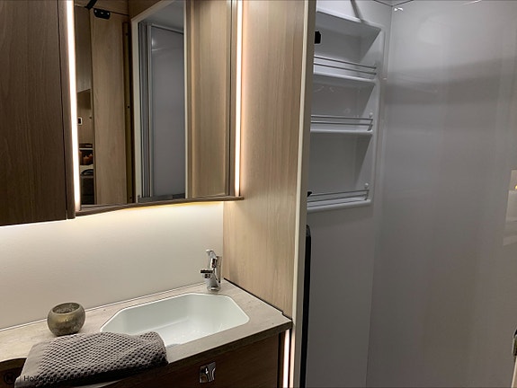 Kabe Travel Master Classic 740 T 13 of 15