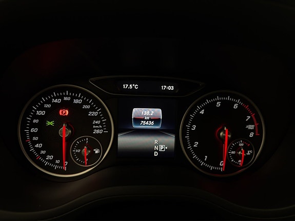 Mercedes-Benz B180 15 of 29