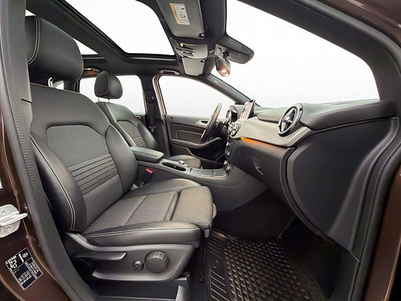 Mercedes-Benz B180 22 of 29