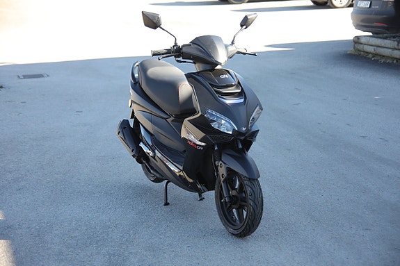 MOTO CR Comet SP 4T EFI multifunktionell och extrautrustad 2 of 6