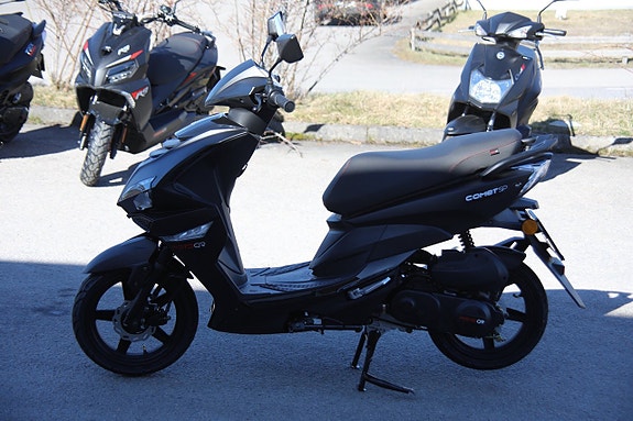 MOTO CR Comet SP 4T EFI multifunktionell och extrautrustad 4 of 6