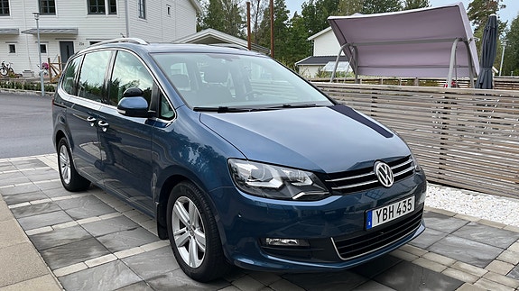 Volkswagen Sharan 3 of 9
