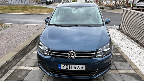 Volkswagen Sharan 2 of 9