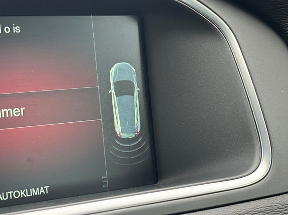 Volvo V40 8 of 12