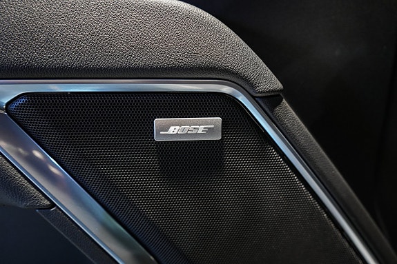 GMC Sierra 17 of 28