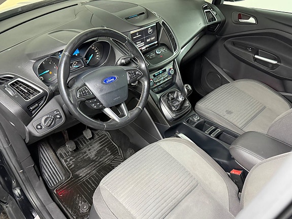 Ford C-Max 9 of 19