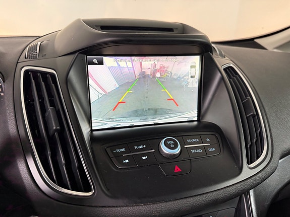 Ford C-Max 15 of 19