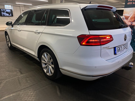 Volkswagen Passat 4 of 5