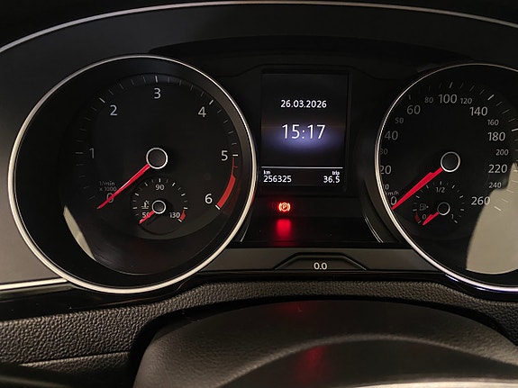 Volkswagen Passat 25 of 30