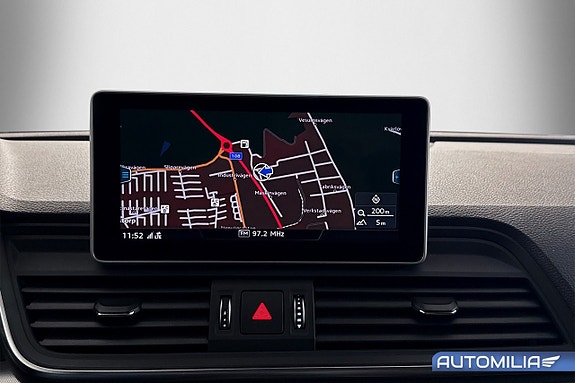Audi Q5 9 of 23