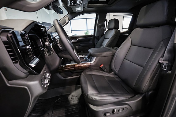 GMC Sierra 18 of 30