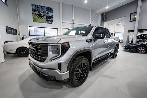 GMC Sierra 12 of 30