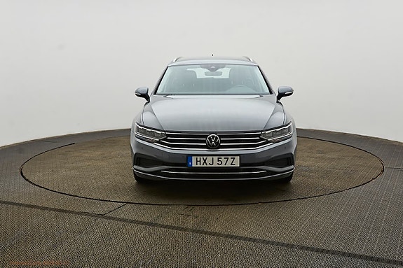 Volkswagen Passat 3 of 5