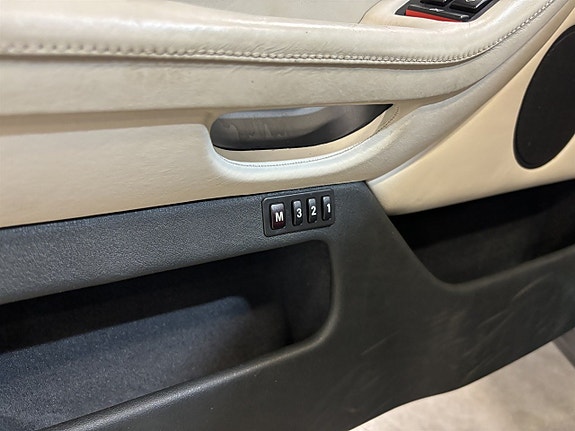 BMW 540i 16 of 22