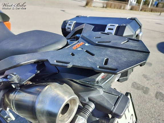 KTM 990 SMT Adventure 6 of 13
