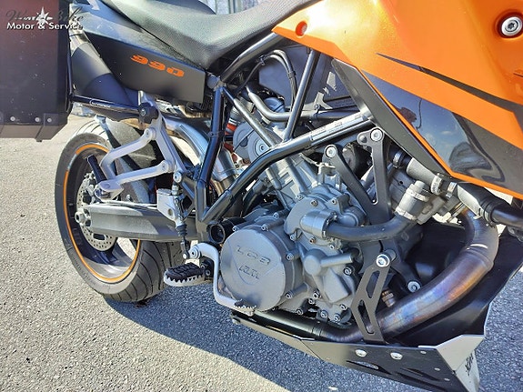 KTM 990 SMT Adventure 8 of 13
